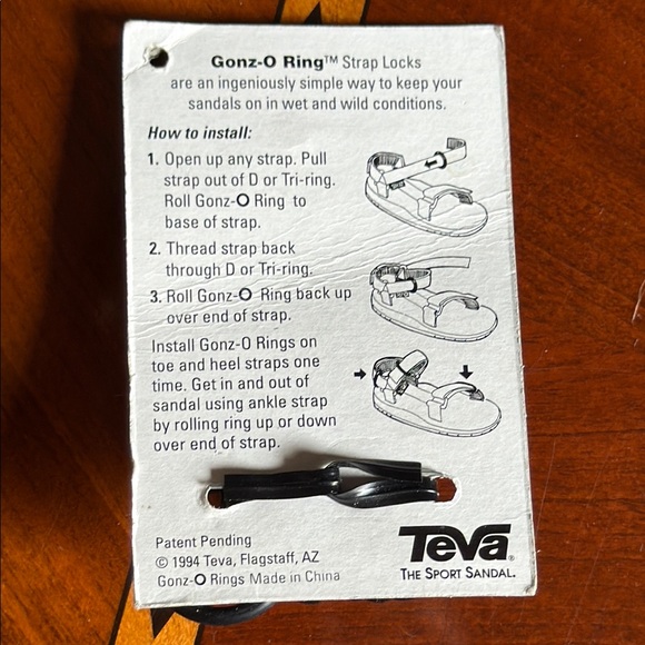 Teva Ultimate Thong Flip Flops with back strap - Picture 6 of 8